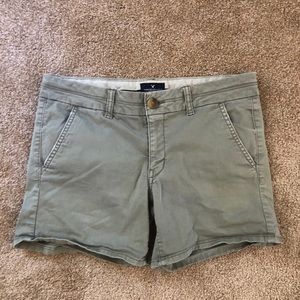 American Eagle Midi Stretch Short